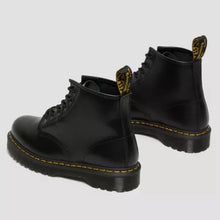 Carica l'immagine nel visualizzatore di Gallery, Dr. Martens Bex 6 fori