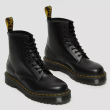 Carica l'immagine nel visualizzatore di Gallery, Dr. Martens Bex SMOOTH