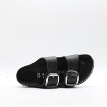 Carica l'immagine nel visualizzatore di Gallery, Birkenstock Arizona Big Buckle nero
