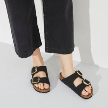 Carica l'immagine nel visualizzatore di Gallery, Birkenstock Arizona Big Buckle nero