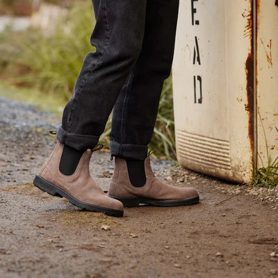 Blundstone grey