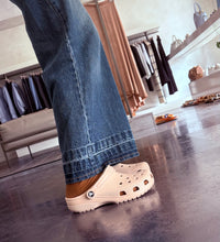 Carica l&#39;immagine nel visualizzatore di Gallery, Sabot Crocs
