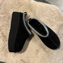 Carica l&#39;immagine nel visualizzatore di Gallery, Slipper Silvia Platform
