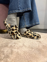 Carica l&#39;immagine nel visualizzatore di Gallery, Ciabatta Victoria arancio
