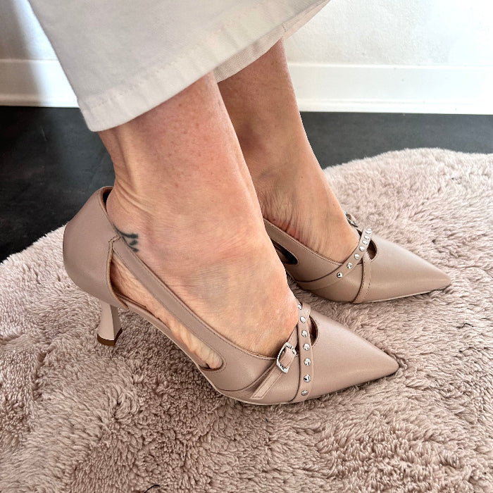 Décolleté Nerogiardini