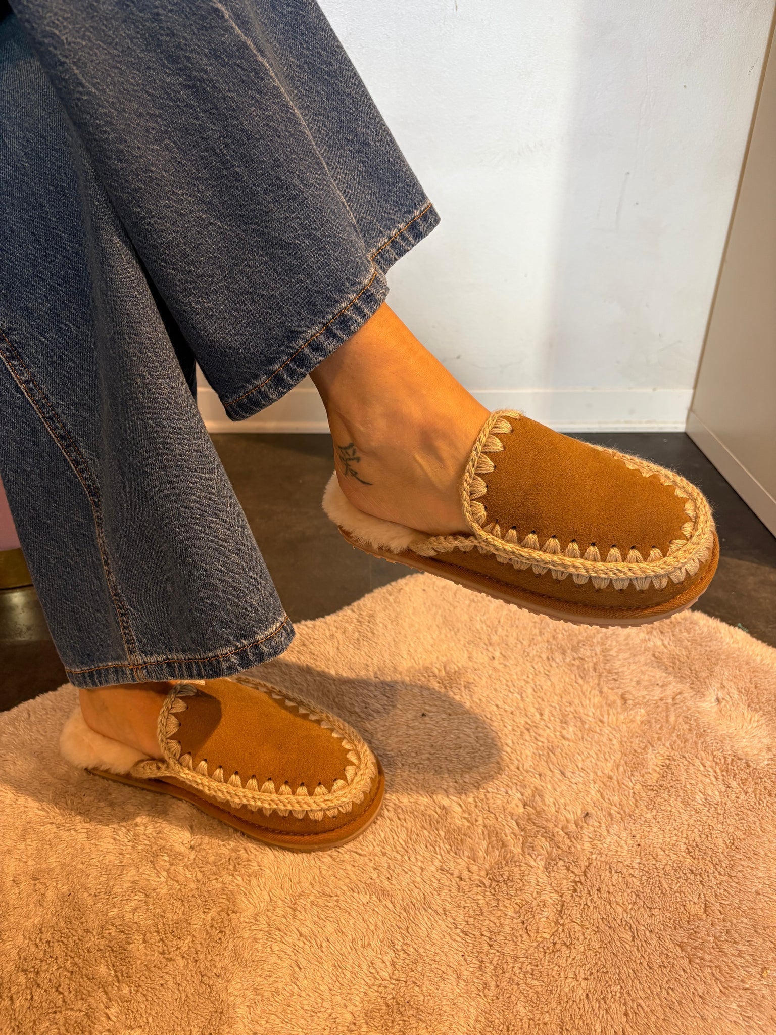 Slipper Mou