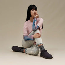 Carica l'immagine nel visualizzatore di Gallery, Ugg ultra mini
